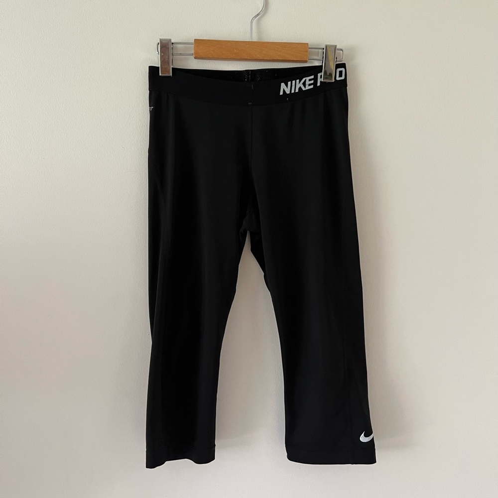 NIKE PRO DRI-fit crop leggings